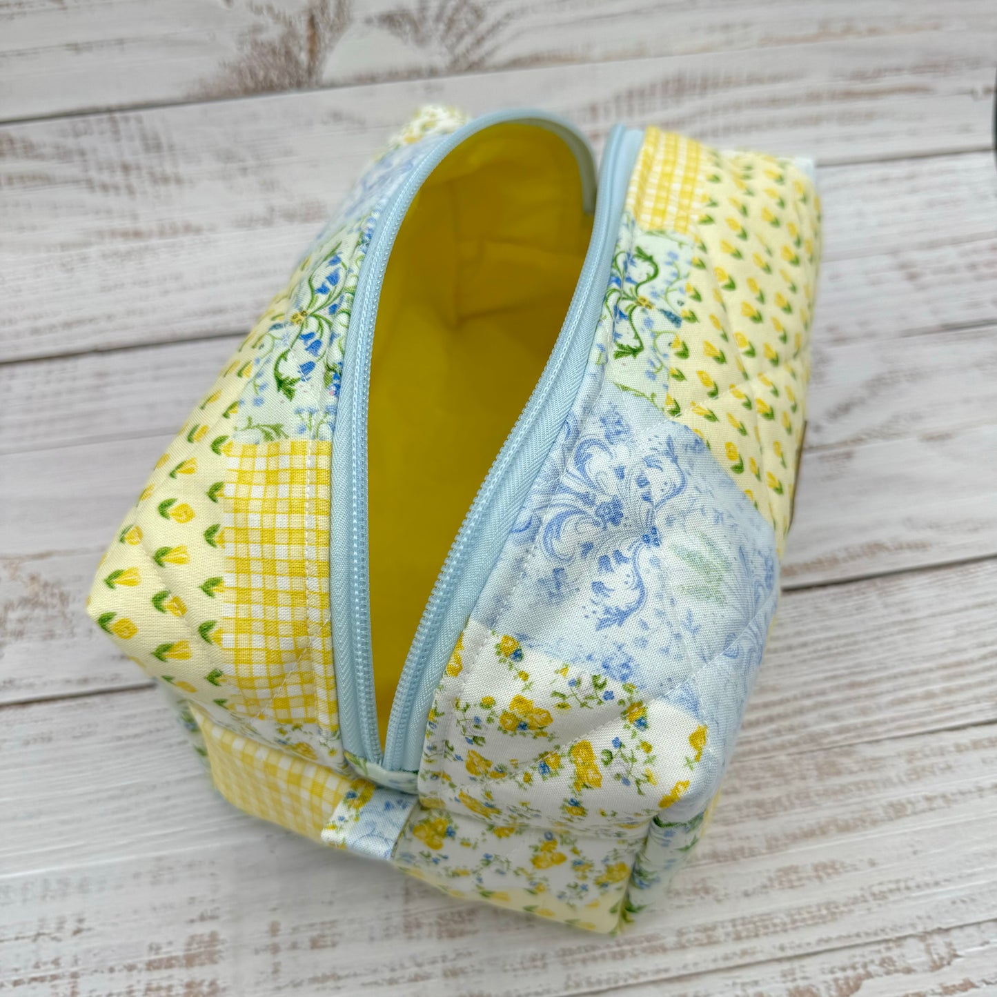 Patchwork Floral - Quilted Boxy Bag - Cosmetic Bag