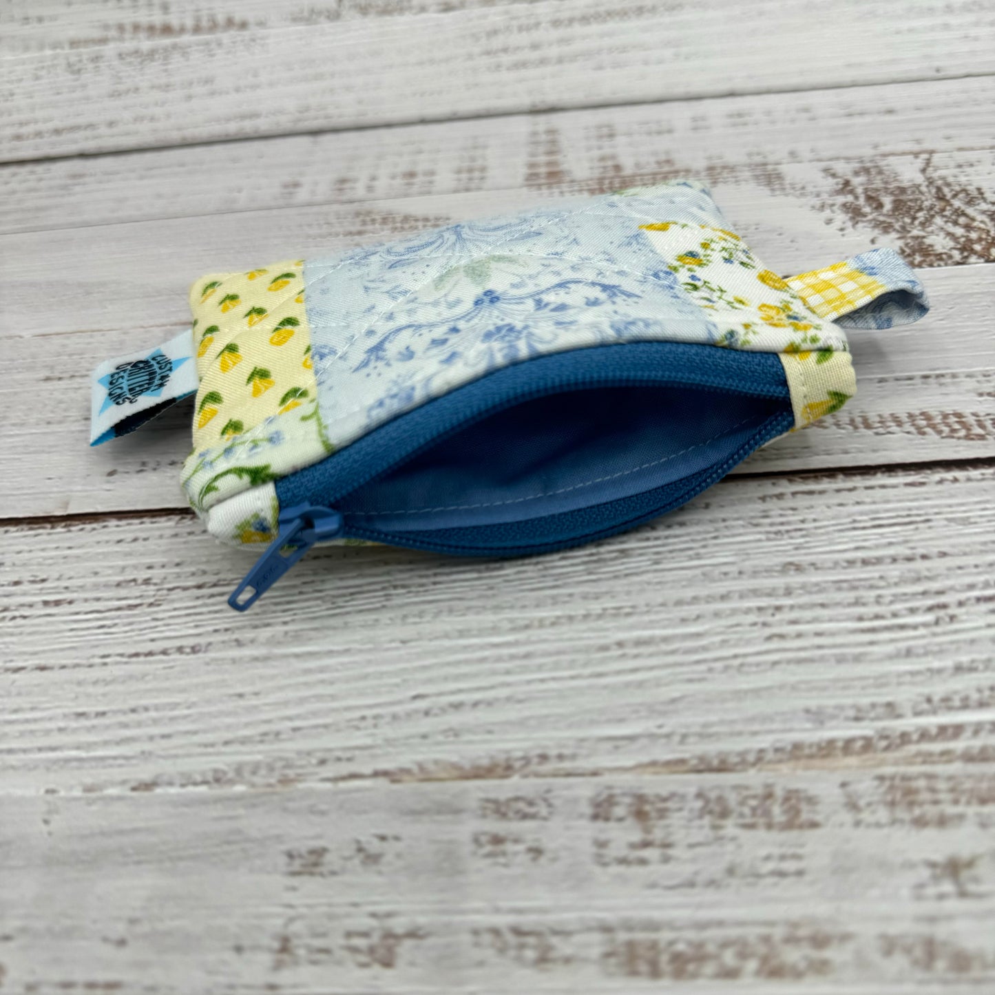 Patchwork Floral - Quilted Pouch - Coin Pouch - Keychain Clutch