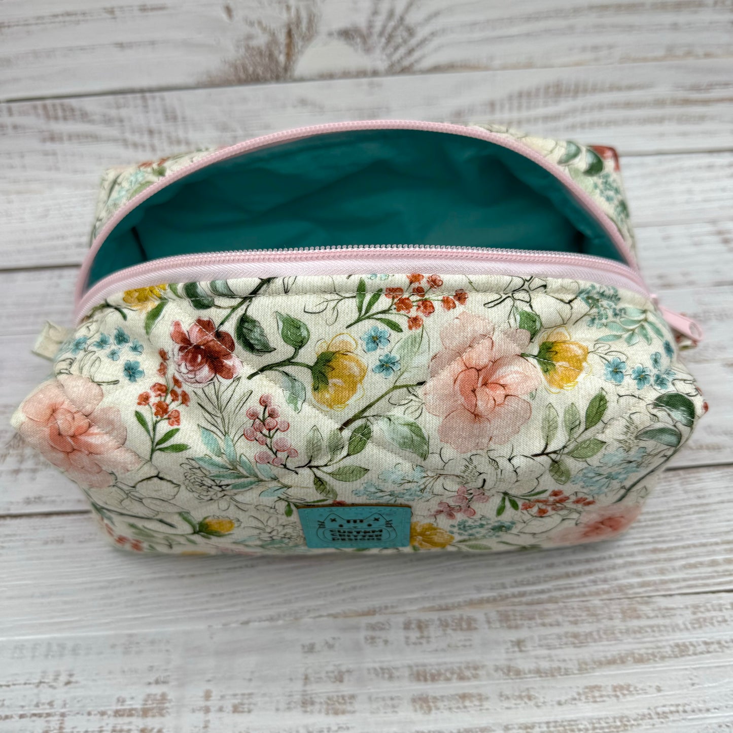 Vintage Floral - Quilted Boxy Bag - Cosmetic Bag