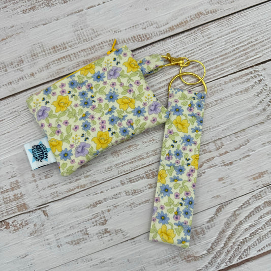 Ditsy Florals - Wristlet Keychain