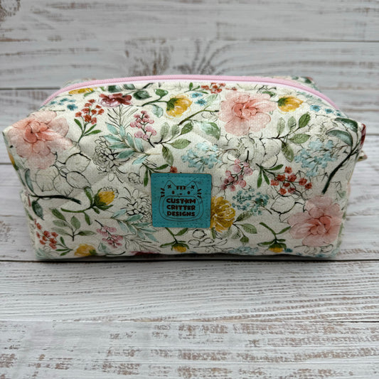 Vintage Floral - Quilted Boxy Bag - Cosmetic Bag