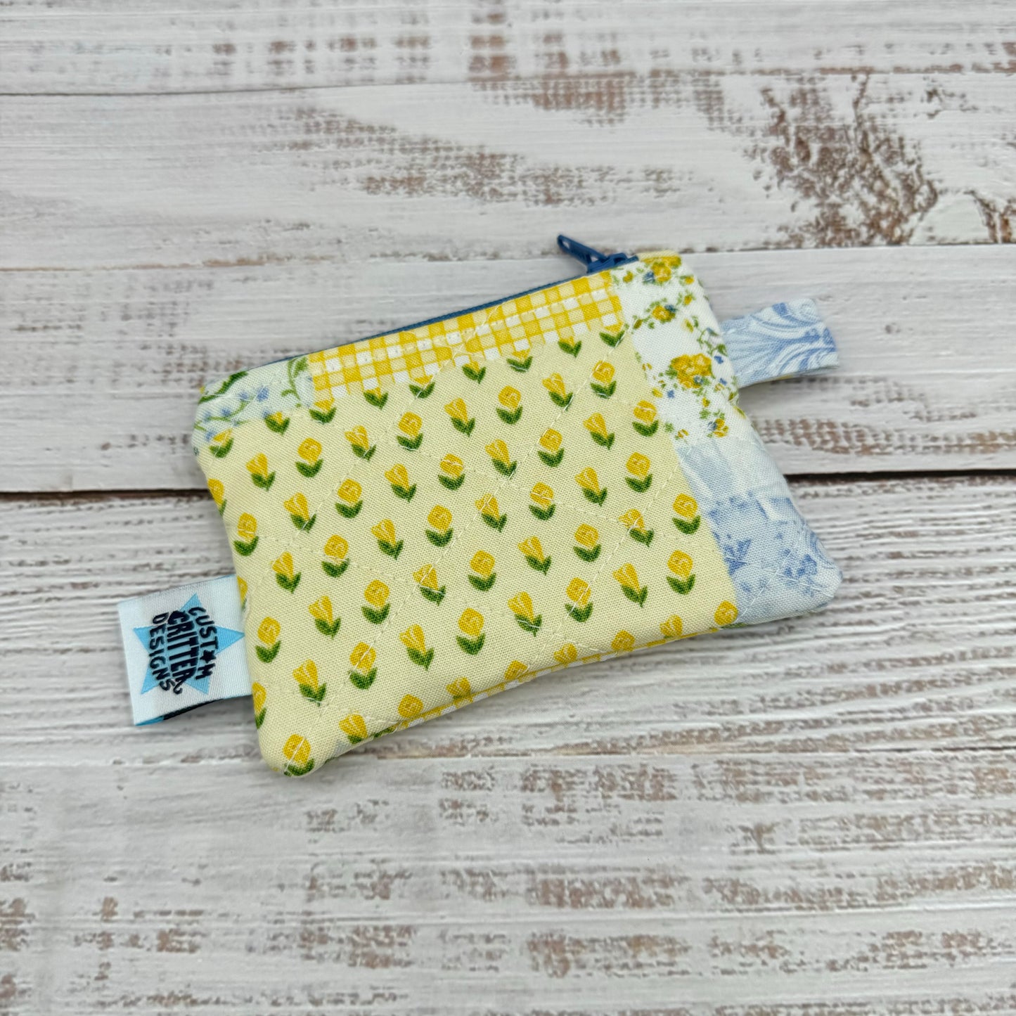 Patchwork Floral - Quilted Pouch - Coin Pouch - Keychain Clutch
