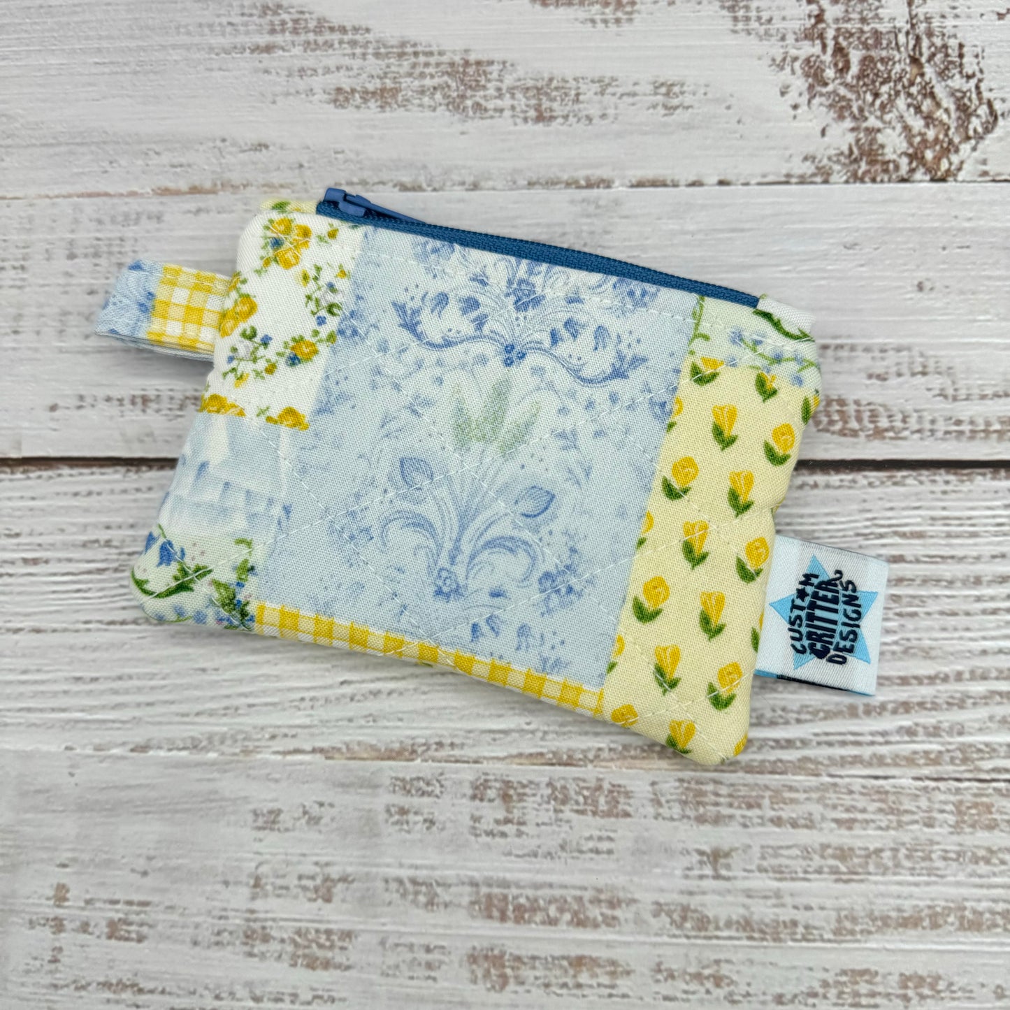 Patchwork Floral - Quilted Pouch - Coin Pouch - Keychain Clutch