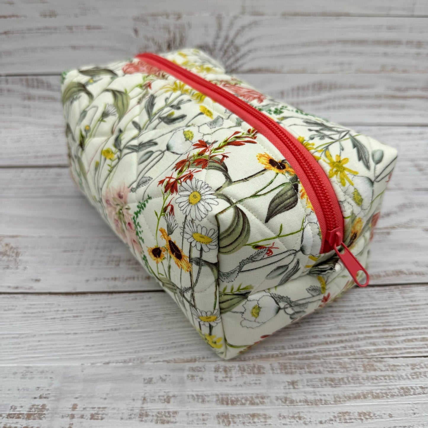 Botanical Wildflowers - Quilted Boxy Bag - Cosmetic Bag