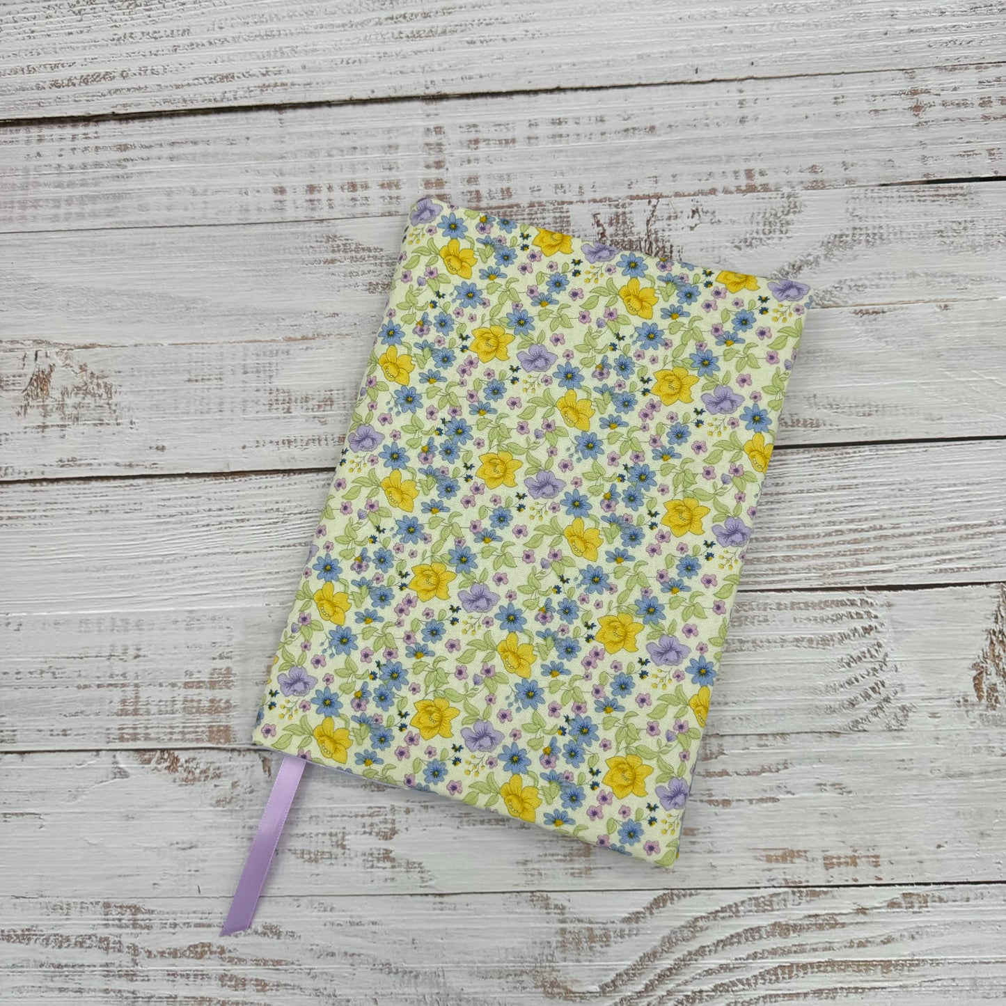 Ditsy Florals - Adjustable Dust Jacket, Book Cover