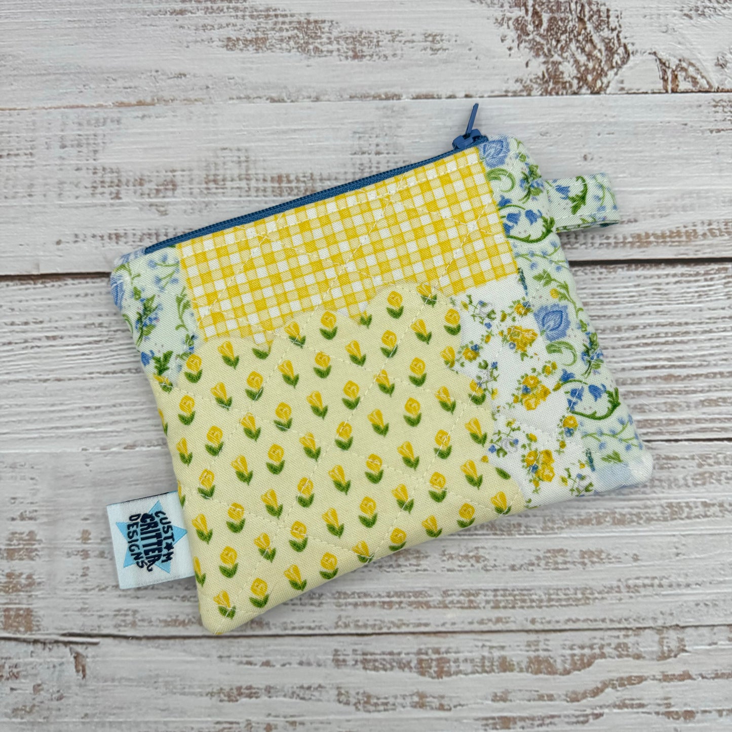 Patchwork Floral - Quilted Pouch - Coin Pouch - Keychain Clutch