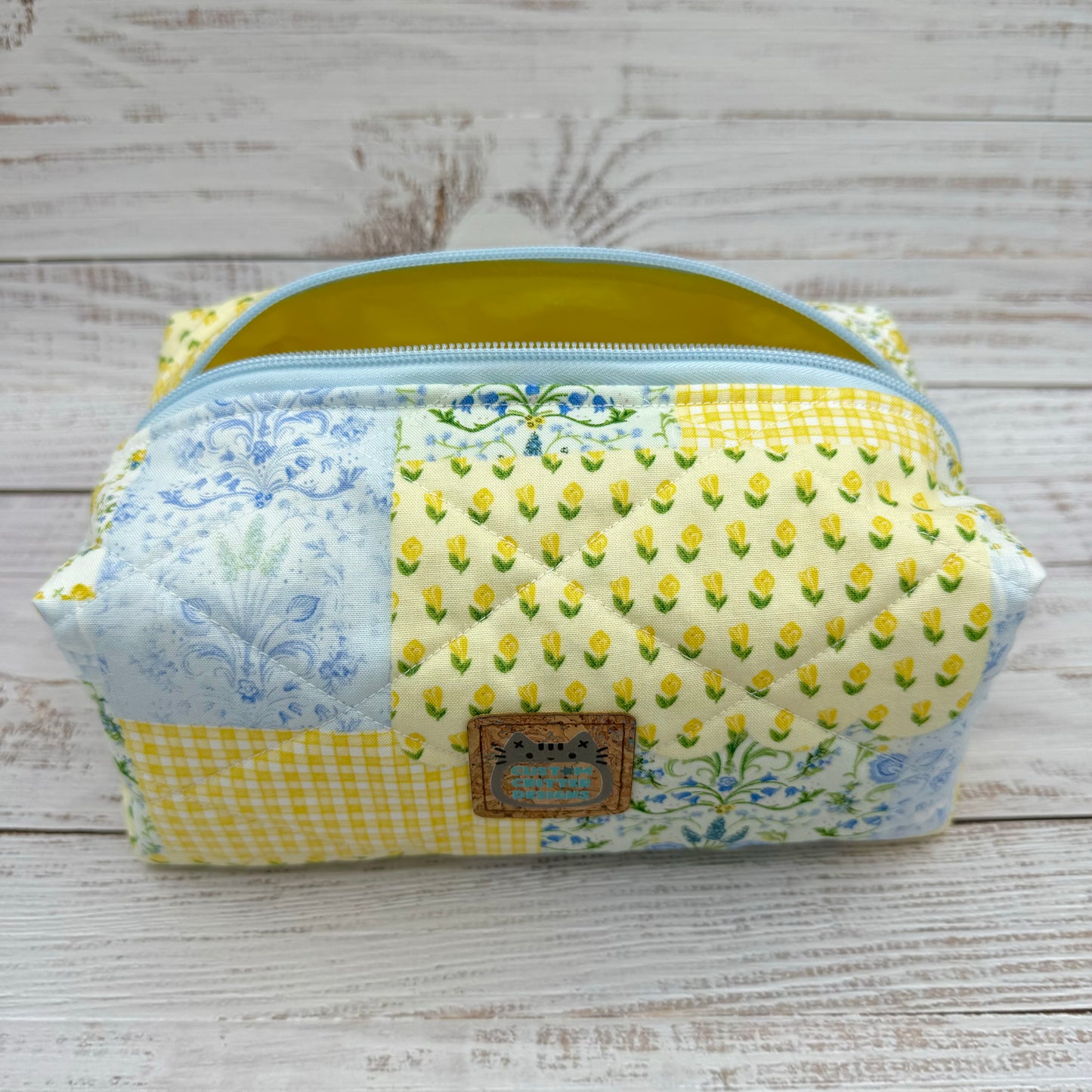 Patchwork Floral - Quilted Boxy Bag - Cosmetic Bag