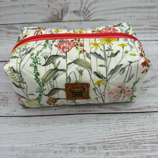 Botanical Wildflowers - Quilted Boxy Bag - Cosmetic Bag