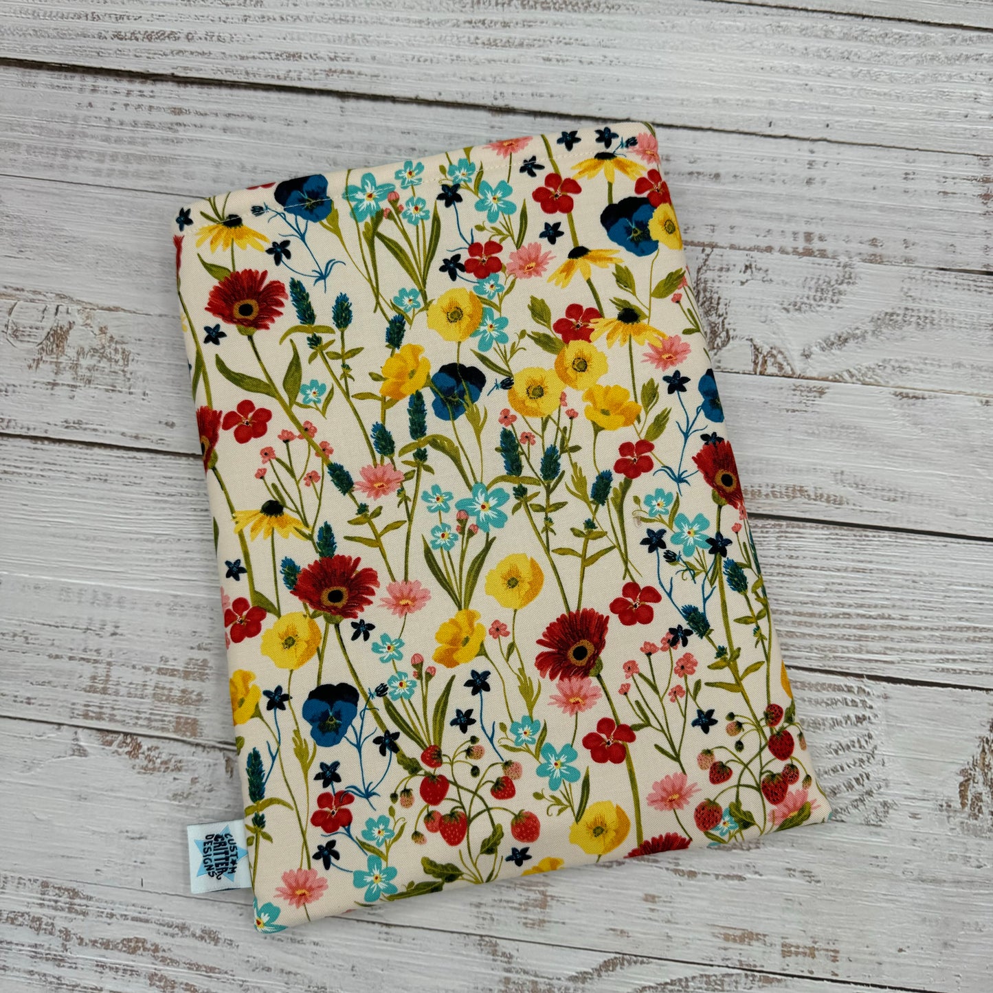 Wildflowers & Strawberries - Book Sleeve