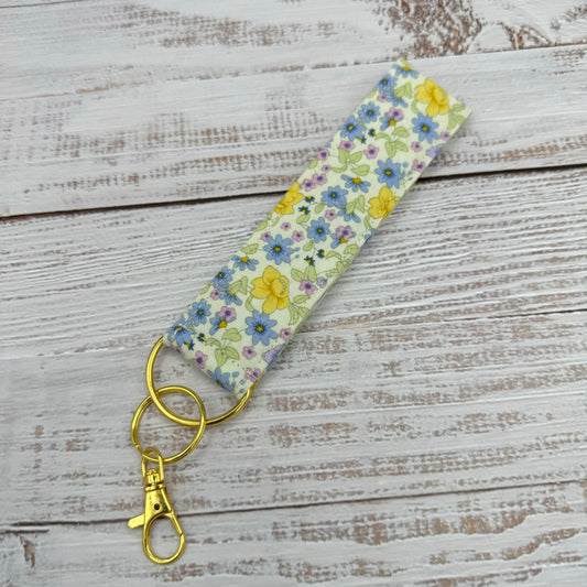Ditsy Florals - Wristlet Keychain