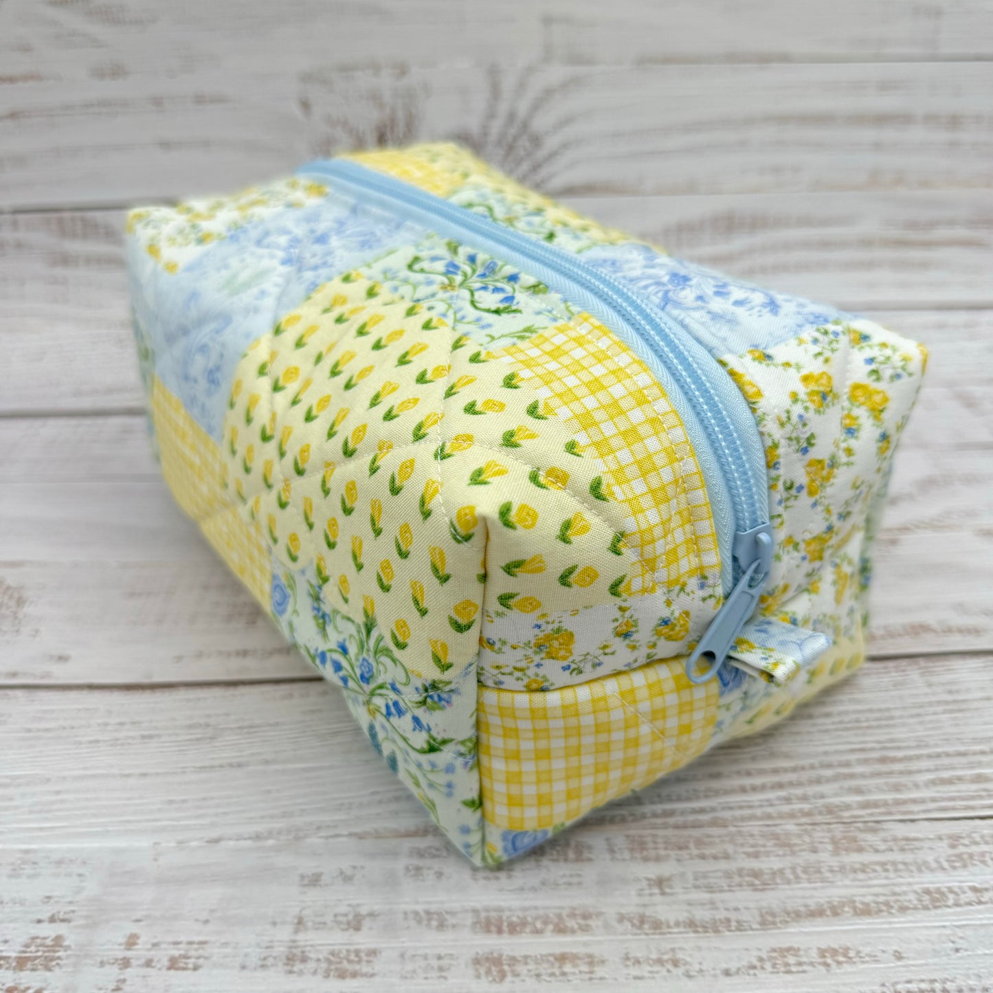Patchwork Floral - Quilted Boxy Bag - Cosmetic Bag