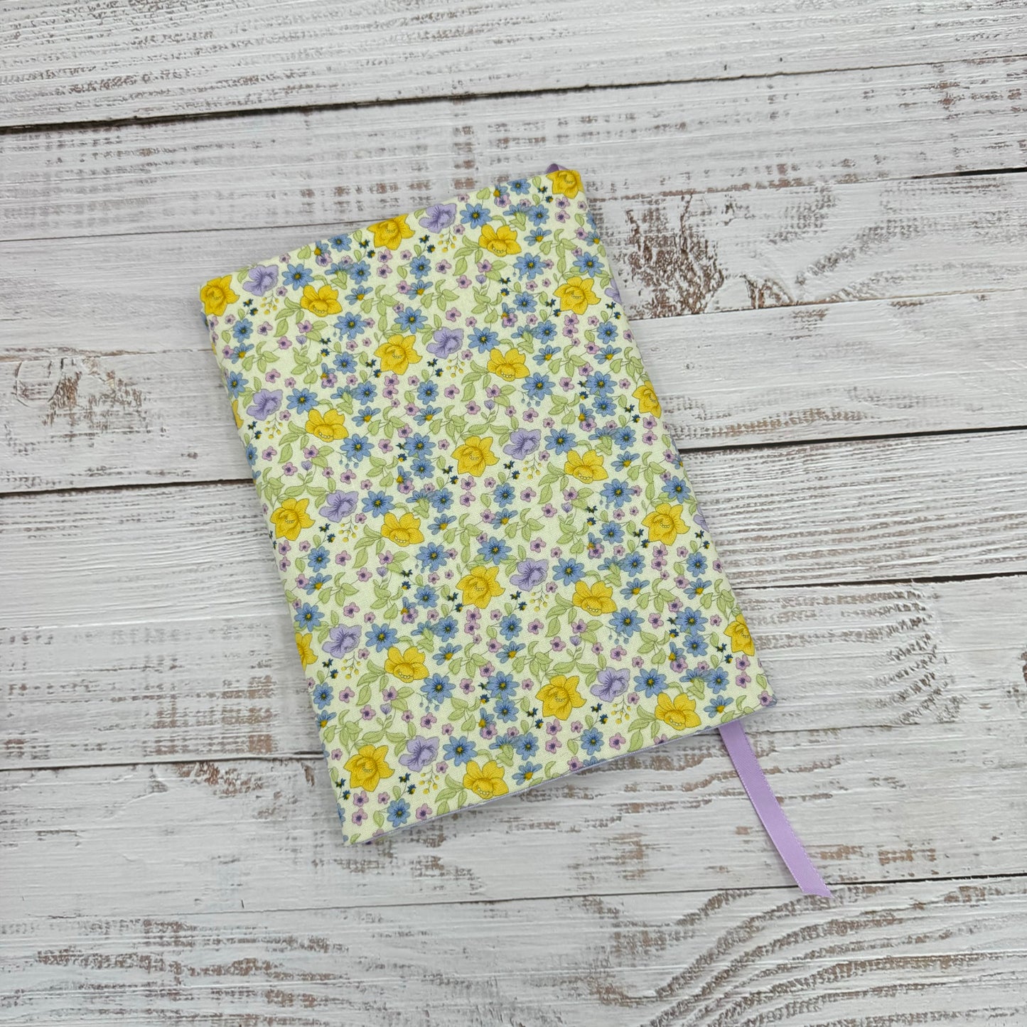Ditsy Florals -  Adjustable Dust Jacket, Book Cover