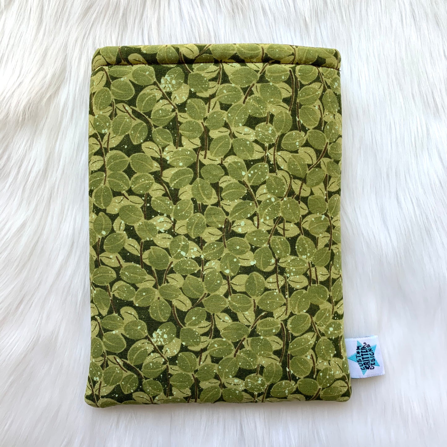 Little Leaves - Book Sleeve