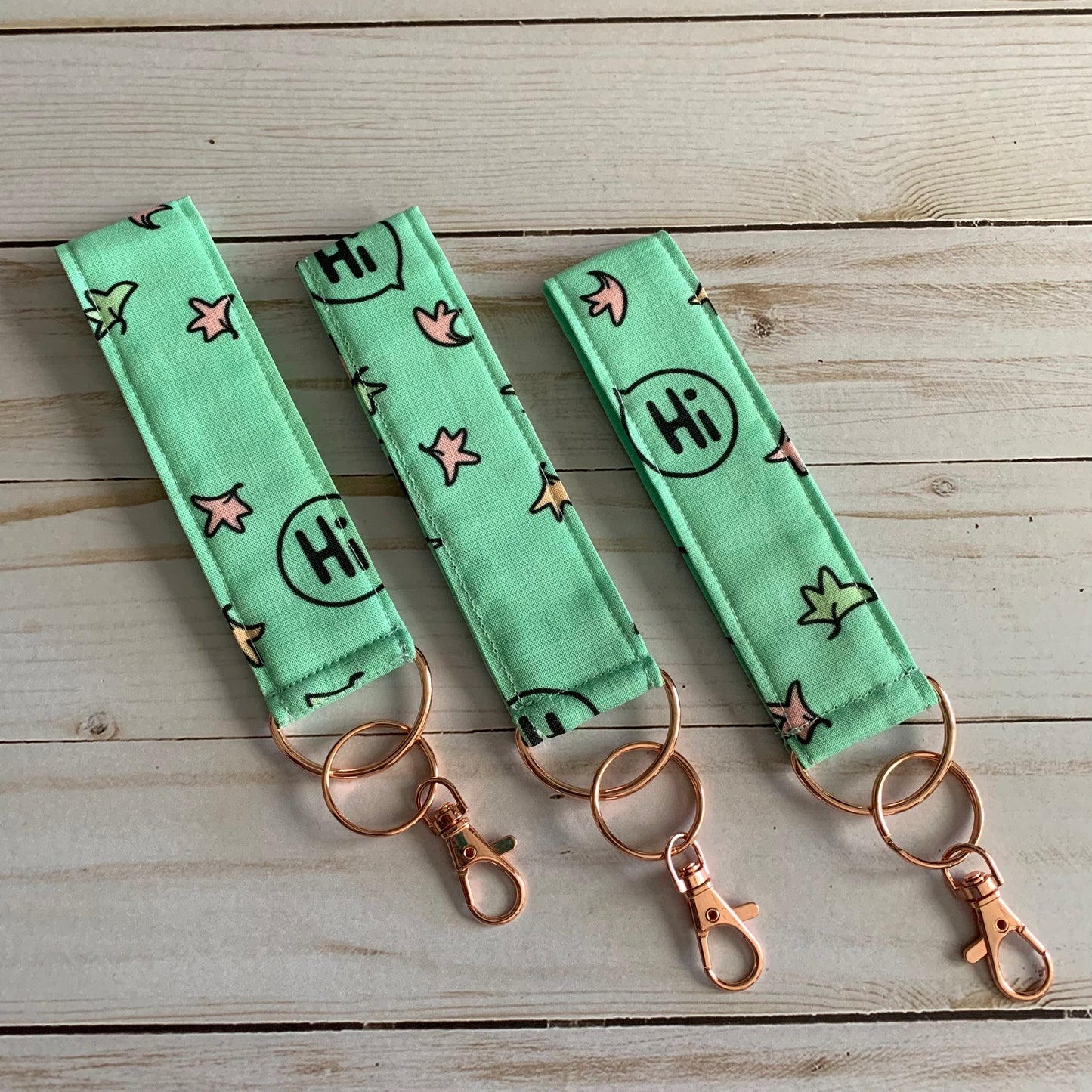 Hi - Heartstopper - Wristlet Keychain