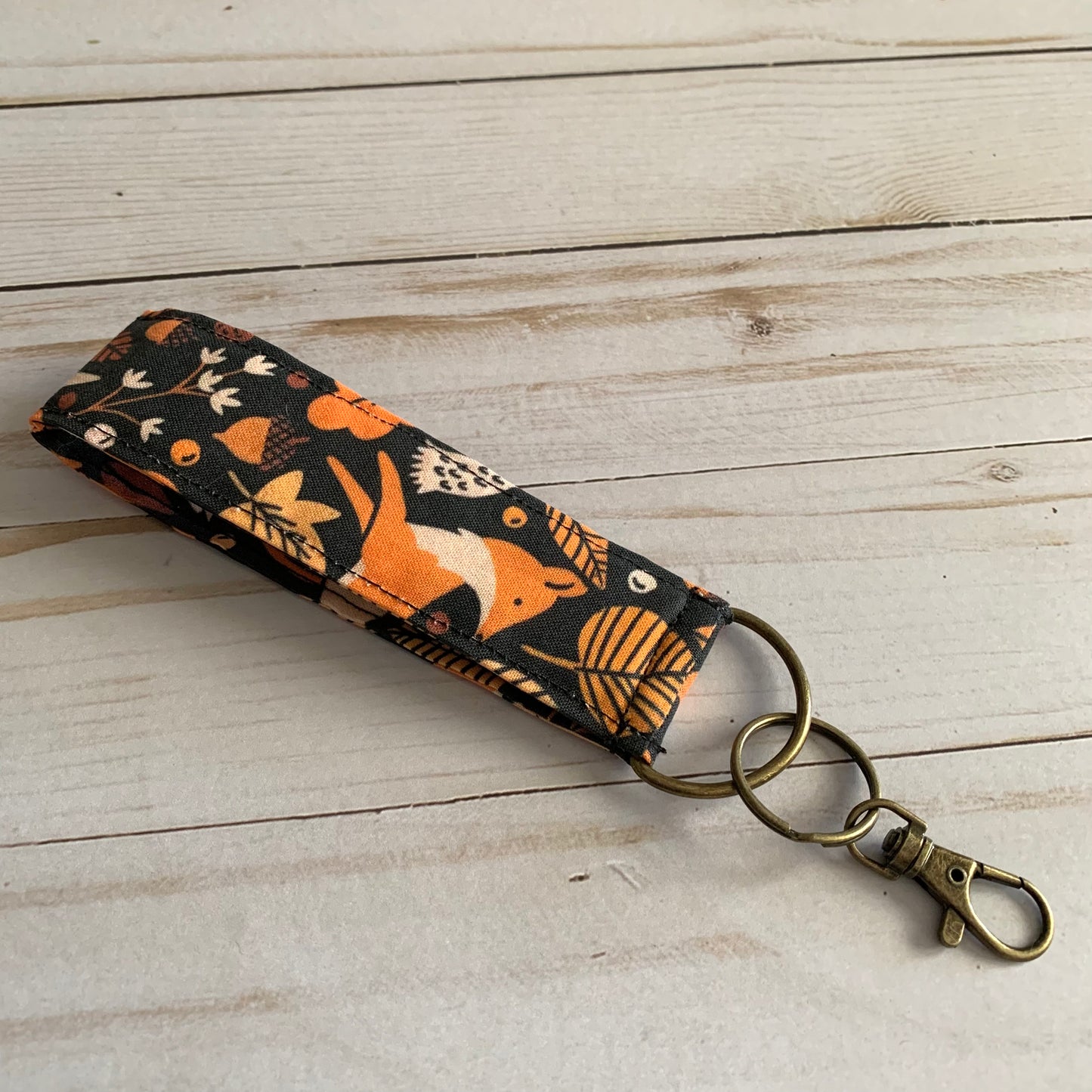 Fall Foxes - Wristlet Keychain