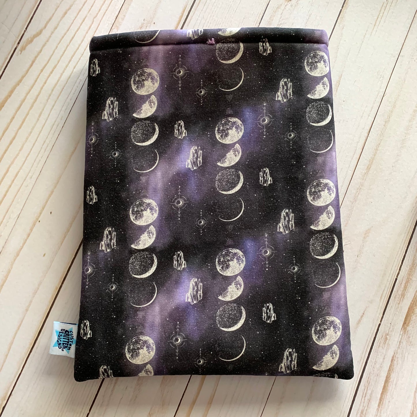 Moon Phases & Crystals - Book Sleeve